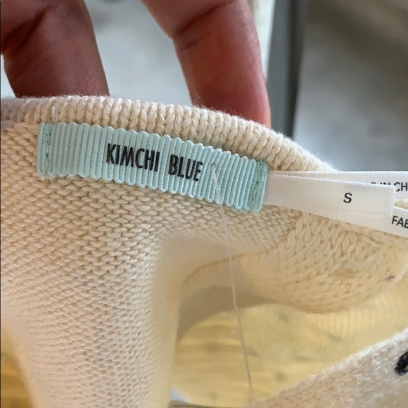 Top - Picture 2 of 2